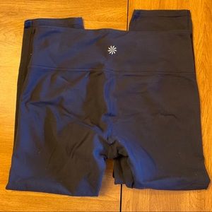 Athleta Capri Leggings Black - Like New
